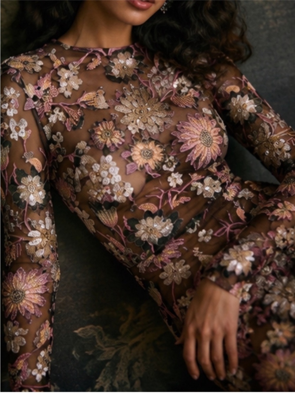 ✨NEW✨SAU LEE Goldie Dress Maxi Gown
Long Sleeve Beaded Floral - Picture 2 of 15